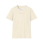 Camiseta minimalista de los Santos Contemporáneos