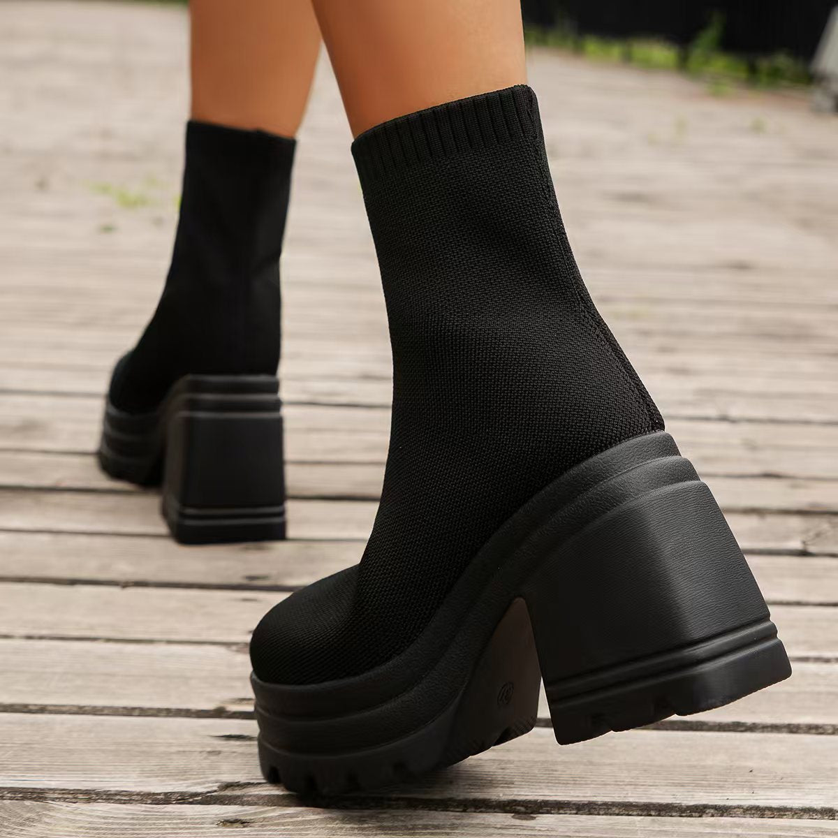 Round Toe Block Heel Boots