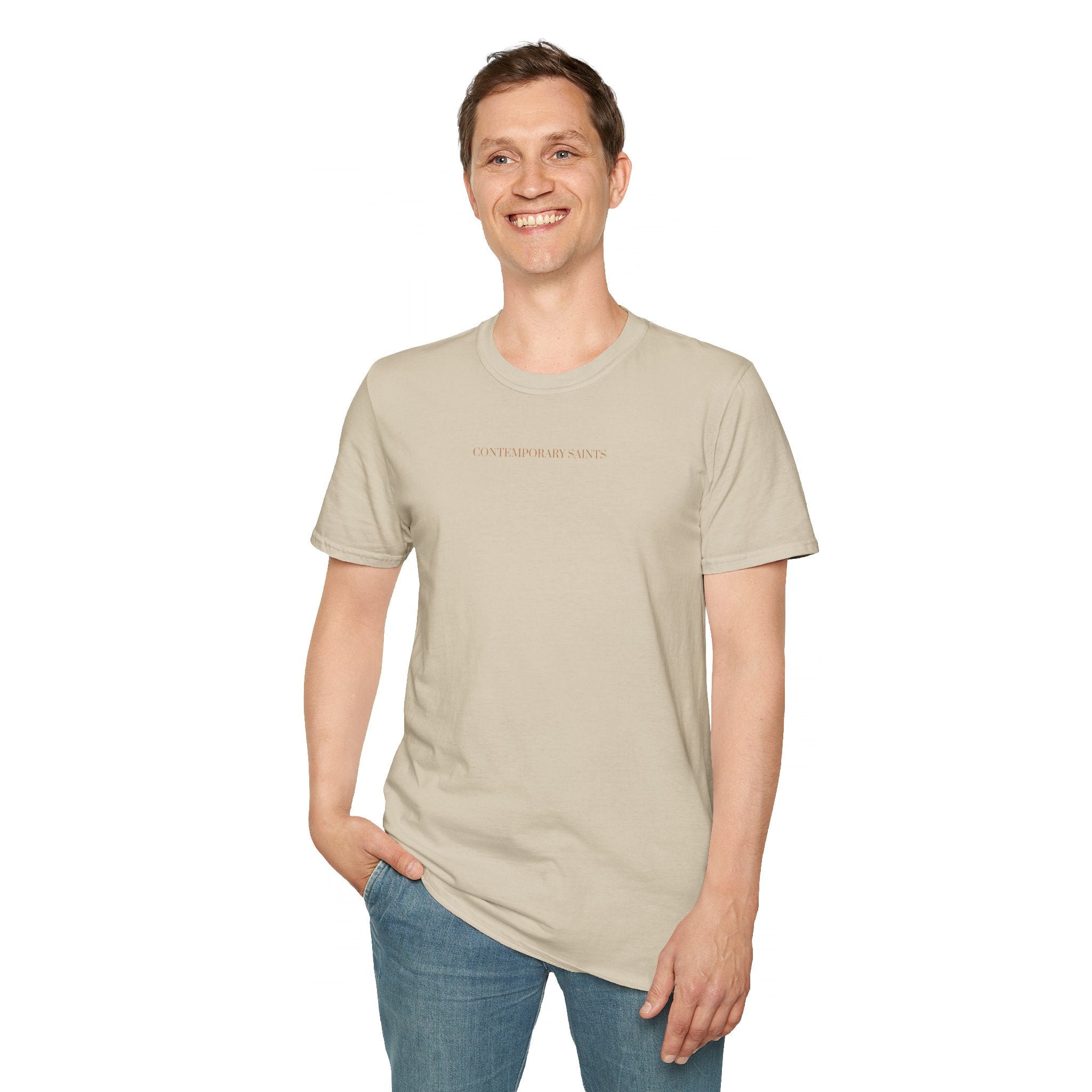 Camiseta minimalista de los Santos Contemporáneos
