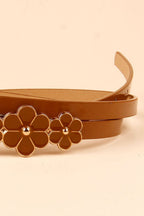 Cinturón fino de PU con decoración floral