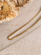 Collar de cruz de tres capas bañado en oro de 18 quilates
