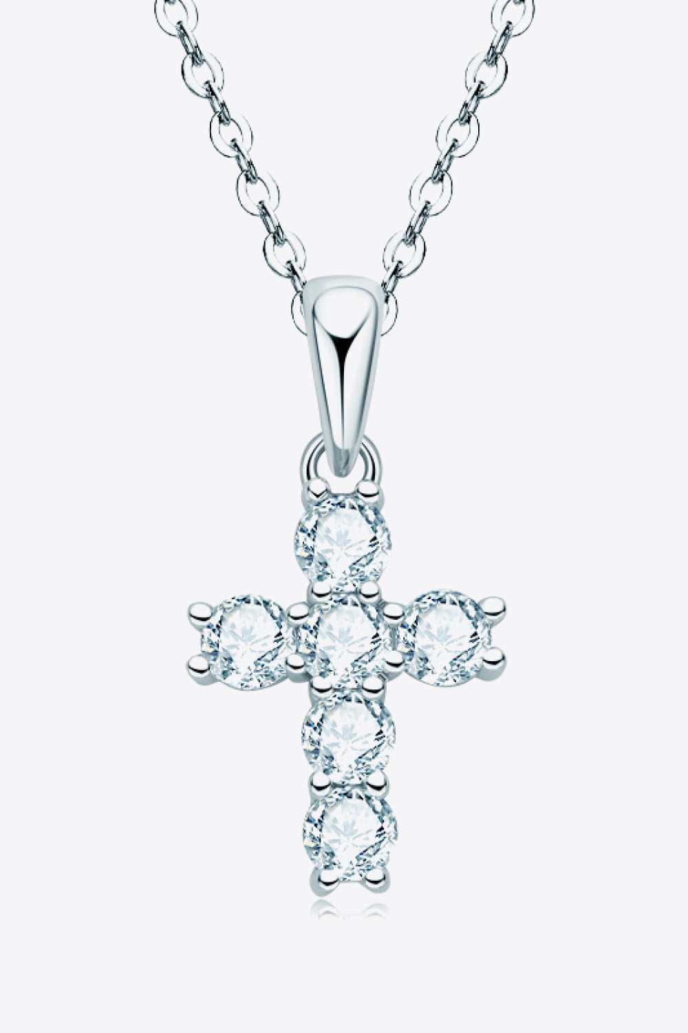 Collar con colgante de cruz de moissanita en plata de ley 925